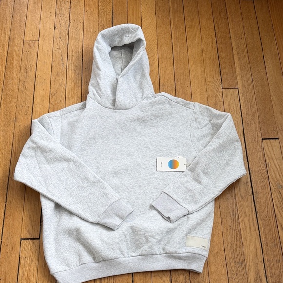 Vuori Tops - NWT Vuori restore hoodie size small